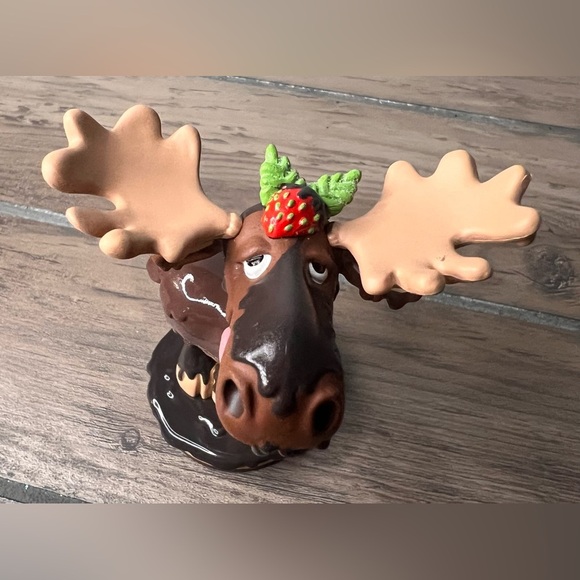 Hallmark Keepsake NEW 2012 “Chocolate Moose Christmas Ornament - Picture 4 of 9
